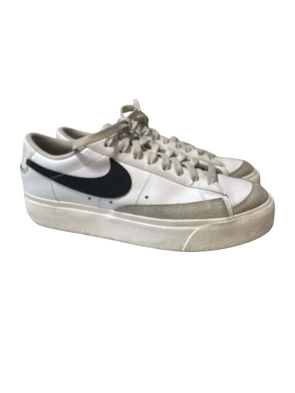 Nike Blazer Low Platform White Black Casual Sneakers
